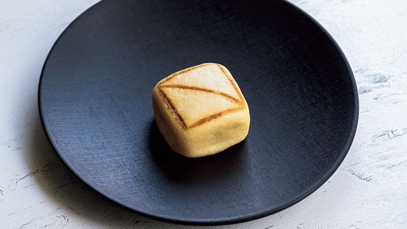 【京の菓子】節分の豆まきの枡をかたどった、招福を願うお饅頭 ~末富「福枡」