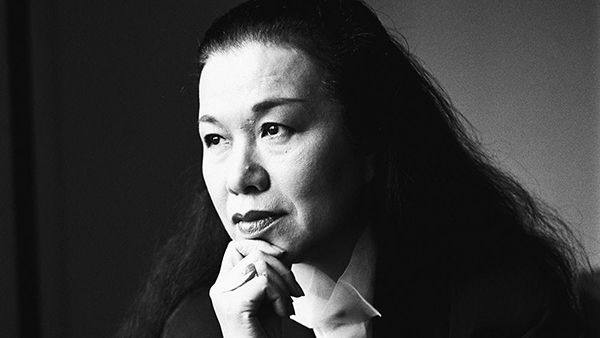 五木寛之「世界的デザイナー・石岡瑛子は業界で〈ガミちゃん〉と恐れられていた。気丈な彼女が私に見せた涙の意味」
