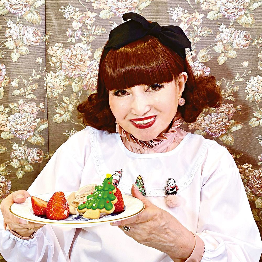 2ページ目 黒柳徹子 こんなふうに穏やかに暮らせるのは 平和があってのこと 何よりも平和が一番大事だと思う 徹子 の部屋 1万数千着の衣装は 子どものための団体に寄贈 芸能 婦人公論 Jp