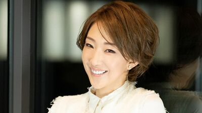 宝塚の異端児・紅ゆずる「王子様よりウケる男役を選んで。退団後も笑いと人情を胸に」