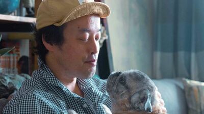 やついいちろう「愛犬こぶしが寝たきりになったなら。いつも一緒に行っている箱根でずっと思い出を喋りたい。3人で生きてきた日々を話したい」