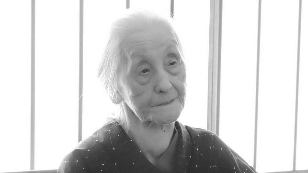 篠田桃紅が遺した言葉「年を取ることは新しい発見を得ること」