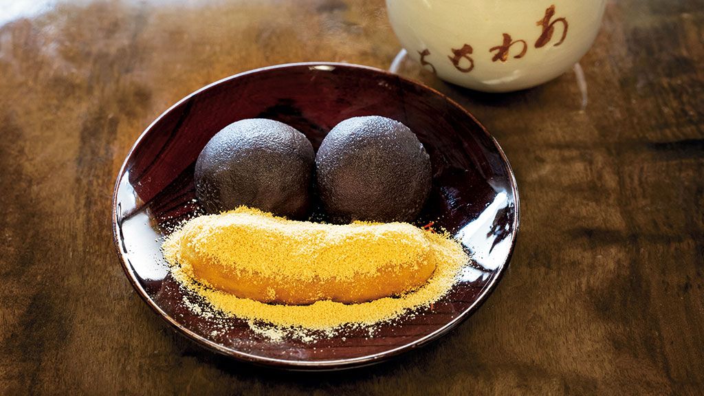つきたての粟餅にあんこときな粉をまとわせて　〜粟餅所・澤屋「粟餅」