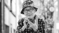 96歳アマチュア写真家、個展は超満員。23歳で結婚後、趣味を持たずに働き続け、74歳で夫と永遠の別れ。その後出会った写真の面白さ