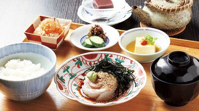 【おすすめランチ】一番人気は鯛茶漬け！　銀座で気軽に丁寧な和食を　～日本料理　むとう