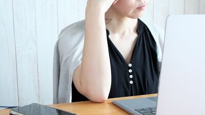「ご近所づきあいやSNSが苦手なのは、ヒトである以上しょうがない」と言える訳