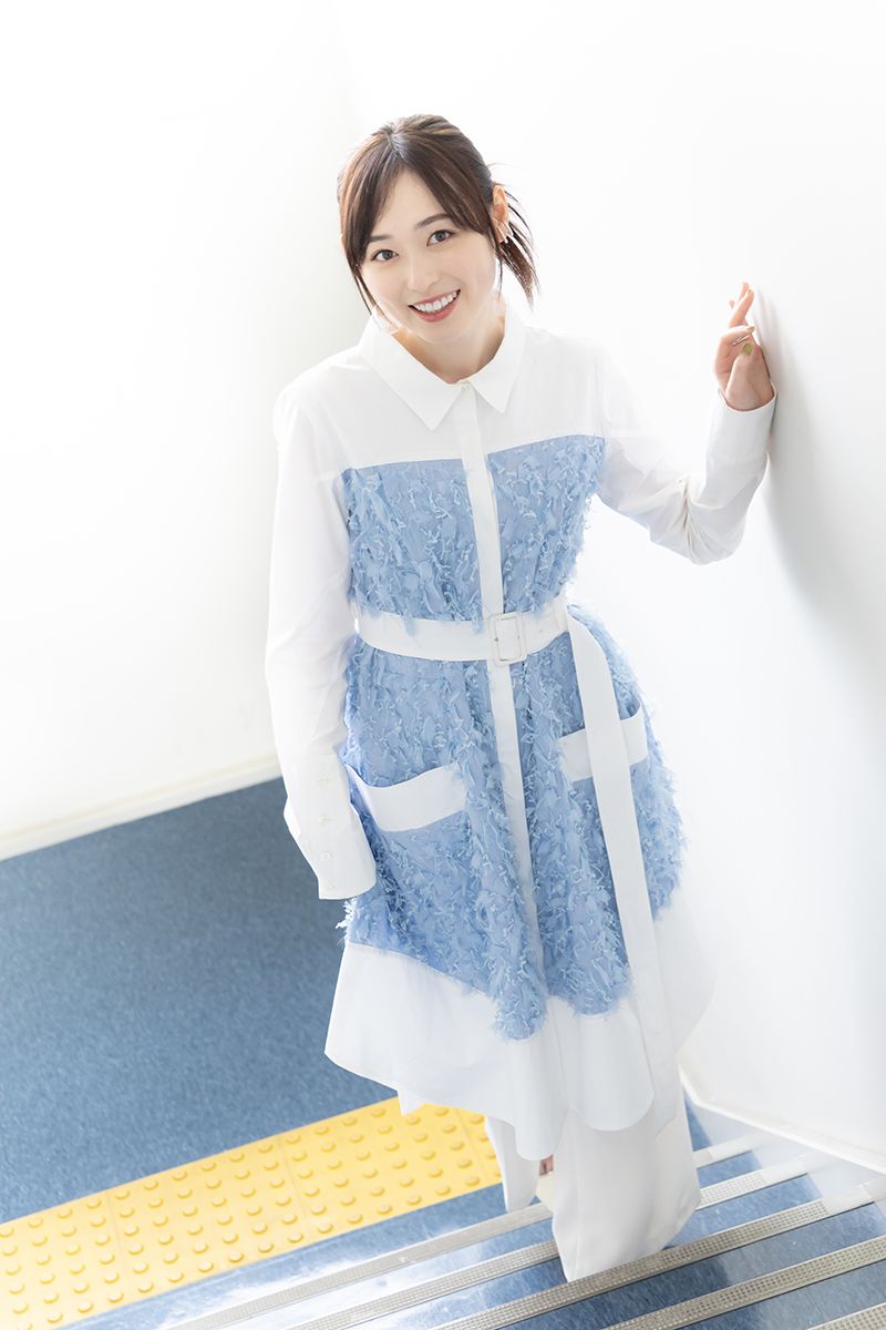 3ページ目）福原遥 『舞いあがれ！』朝ドラヒロインの楽しさと、2545人から選ばれた責任「台本にはさんだ菅田将暉さんの言葉が支え」  子役から17年の転機 4度目の挑戦で《朝ドラヒロイン》を射止めた｜芸能｜婦人公論.jp