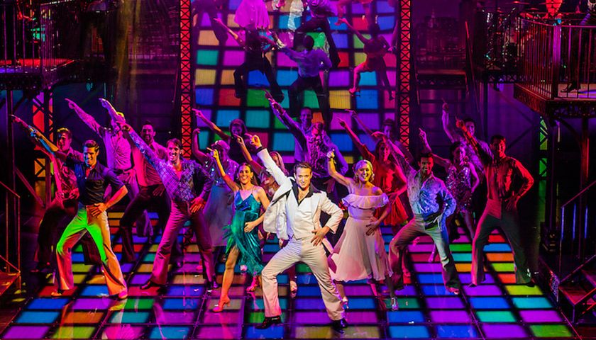 【stage】『サタデー・ナイト・フィーバー』をライブさながらのステージで再現!