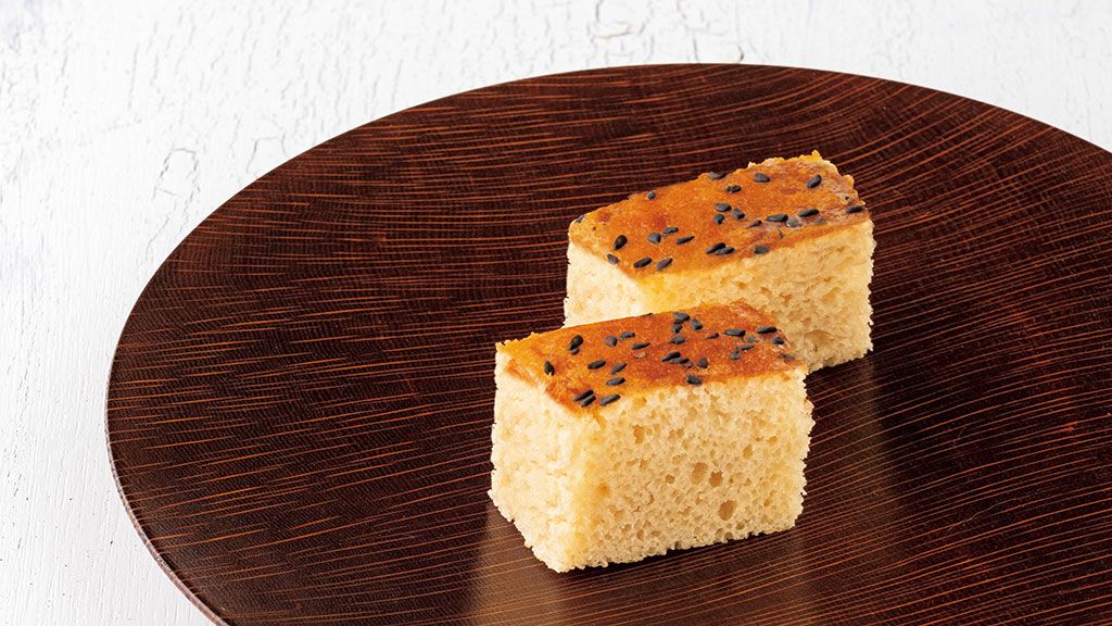 【京の菓子】謡曲『松風』から名付けられた由緒ある菓子 〜松屋常盤「味噌松風」