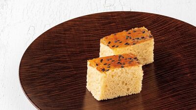 【京の菓子】謡曲『松風』から名付けられた由緒ある菓子 〜松屋常盤「味噌松風」