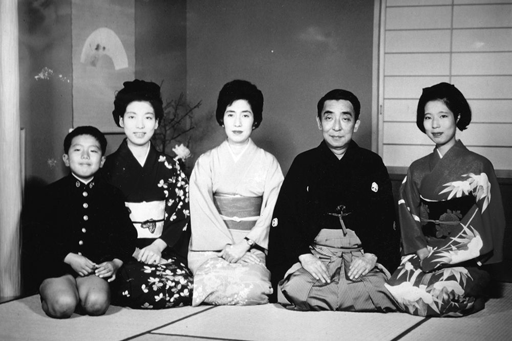 3ページ目 波乃久里子 初舞台からの70年を語り尽くす 歌舞伎の家に生まれ 芸に恋して生きて 三島由紀夫からの手紙には 芸能 婦人公論 Jp