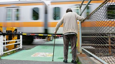 「成年後見制度」でトラブル続出! 報酬だけもらって仕事をしない後見人も