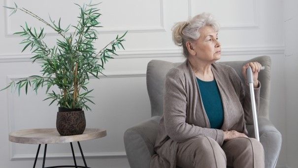「なぜ人は年を取ると孤独になるのか」誰もが直面する悩みに破天荒な和尚が答えます