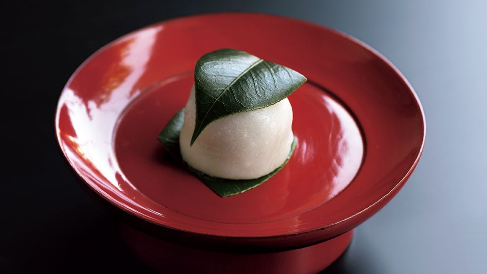 【京の菓子】ふわふわのやさしい食感に春の息吹を感じて 〜かぎ甚 椿餅