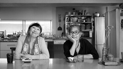 伊藤比呂美と枝元なほみの友人関係「食べて話して40年。離婚も、子育ても、介護も、ぜんぶ見てきた」