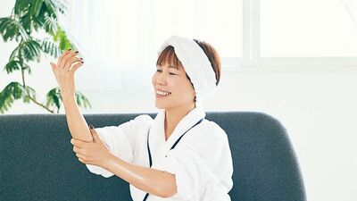 顔も体も髪も口も……おこもり中に全身ツヤツヤ! 山本浩未流オイルメソッド