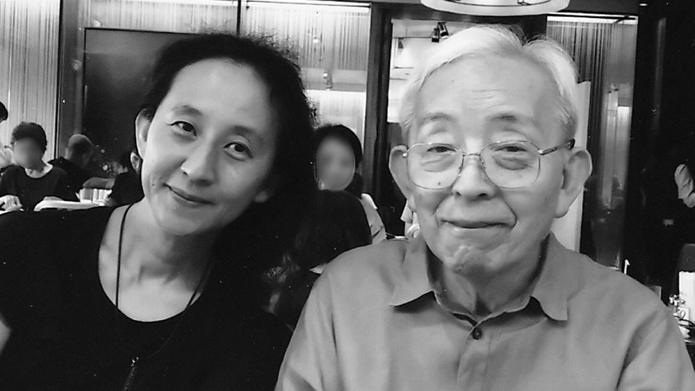 認知症の専門医が認知症に。長谷川和夫医師が公表して4年、娘が語る「病に向き合う父を応援したい」