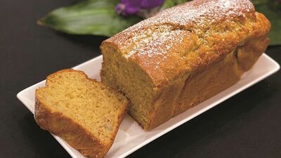 オーブンに入れるまで最短5分のバナナケーキ。材料少なめ、作り方も極めてシンプル!芸能人・セレブも大絶賛の魔法のレシピ
