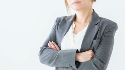仕事量、給料、人間関係……私が職場で腹にすえかねているのは