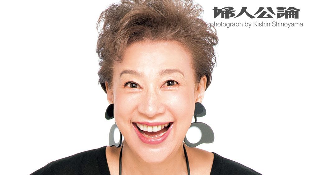 前田美波里、若々しさの秘訣「老けた印象は背中から。口角を上げて笑顔を〈形状記憶〉も!」