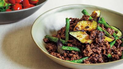 【レシピ】有元葉子さん提案「揚げ野菜のラム挽肉和えクミンの香り」の作り方