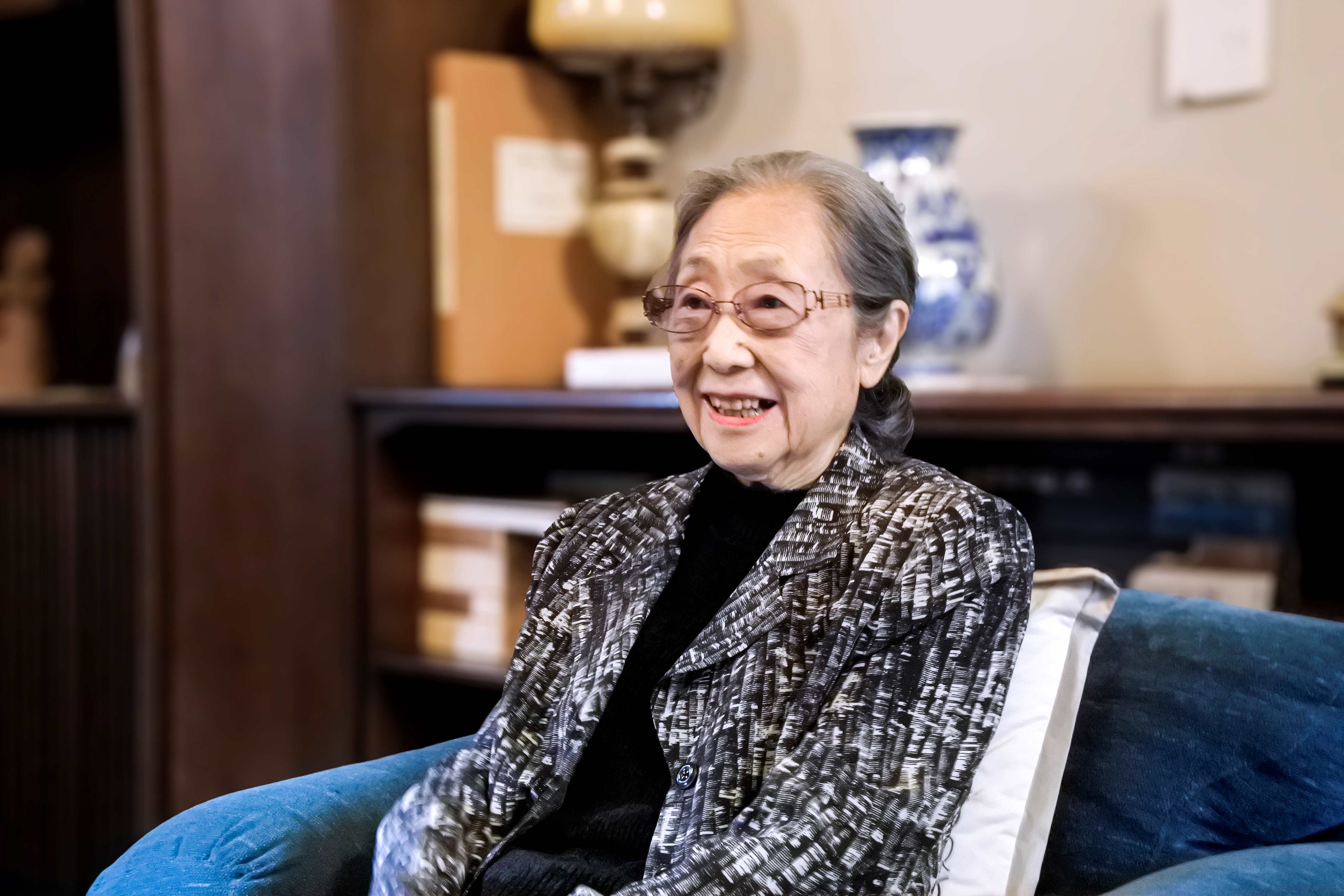 画像・写真｜人気連載が待望の書籍化！ 「佐藤愛子著『思い出の屑籠』サイン本」を5名様に ｜婦人公論.jp