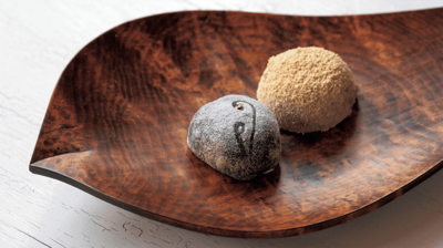【京の菓子】やわらかいのに弾力がある独特の触感 ~とま屋「わらび餅」