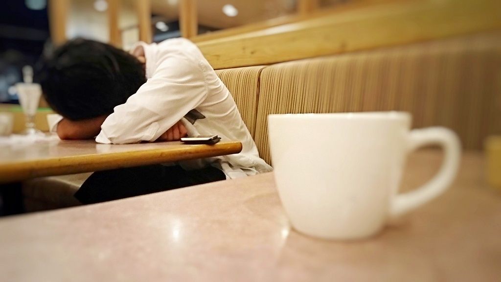 母の入院で老後資金を使い果たし、働き続けるしかない〈「親子共倒れ」が頭をかすめて・1〉
