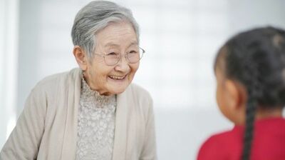 増田明美　おばあちゃんの会話の輪にいたら自然とおしゃべりに。そんな私が「日本一になりたければ口に蓋をしろ」と言われて始めたこと