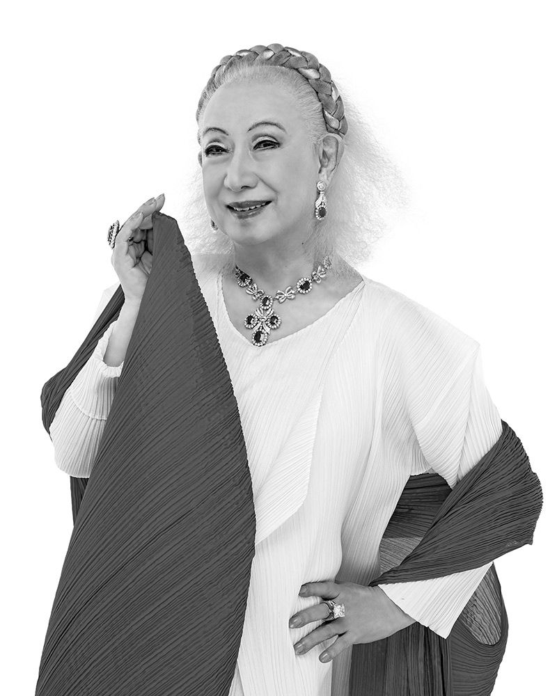 美輪明宏 86歳 体調の浮き沈みも激しくなって 老いを受け入れながら 今が人生総決算の時 必要なのは 悩む より 考える こと 芸能 婦人公論 Jp
