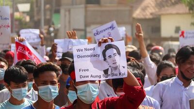 ミャンマー、わずか5年の民主化でも市民は変わった。スーチー国家顧問拘束の軍事クーデターに抵抗し、戦うZ世代。国際社会は助けてくれない