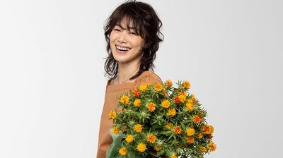 今井美樹　59歳の今、60代の役割を考えている。「紅花」とのご縁を『おもひでぽろぽろ』のタエ子ちゃんがつないでくれたから