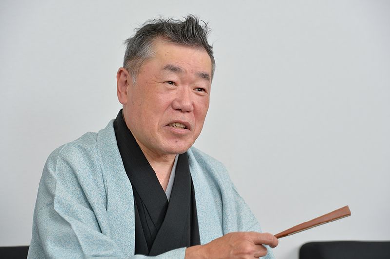 2ページ目 桂雀々 芸歴45周年 西川きよし 横山やすし 明石家さんま 桂枝雀師匠 桑田佳祐 家族の縁は薄かったけど 人との縁に恵まれて 上方落語を東京で広めたい 芸能 婦人公論 Jp